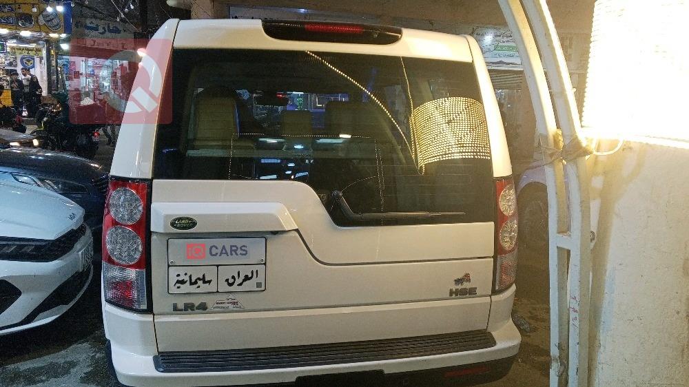 لاند روفر LR4